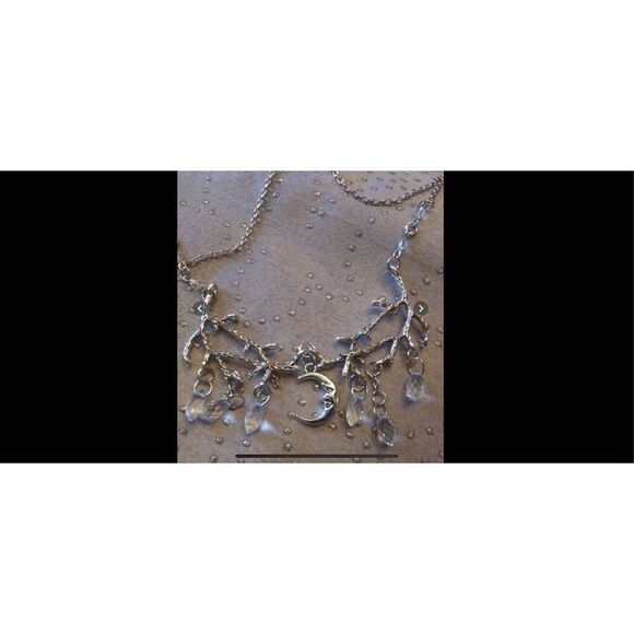 Beautiful woodland forest inspired moon-droplets Silver branch necklace - Picture 6 of 8